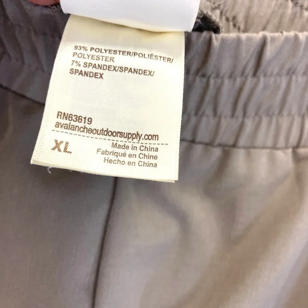 AVALANCHE Trailblazer Cargo Pants Women's Size XL Tan Pockets Hiking Outdoor EUC - Picture 5 of 15
